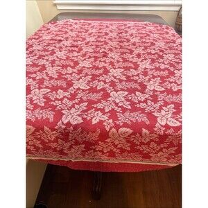 Martha Stewart Round Red and Cream Leaf Jacquard Textile